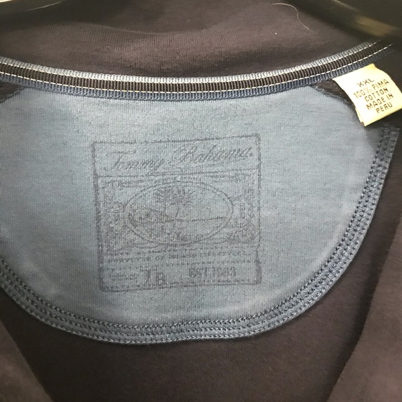 Tommy Bahama 1/4 zip Pullover - Picture 2 of 3